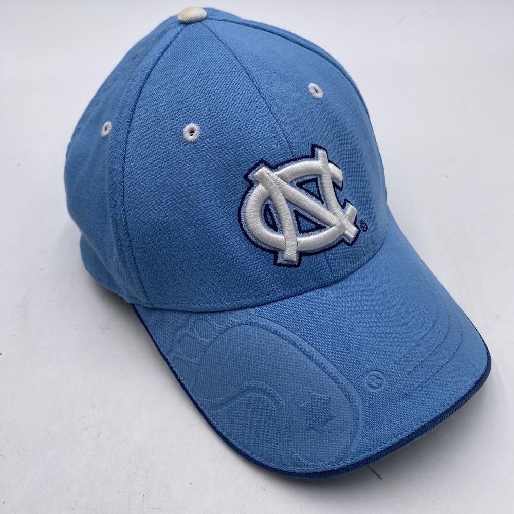 North Carolina Tar Heels Hat Blue Stretch Fitted Size Large XLarge Colosseum